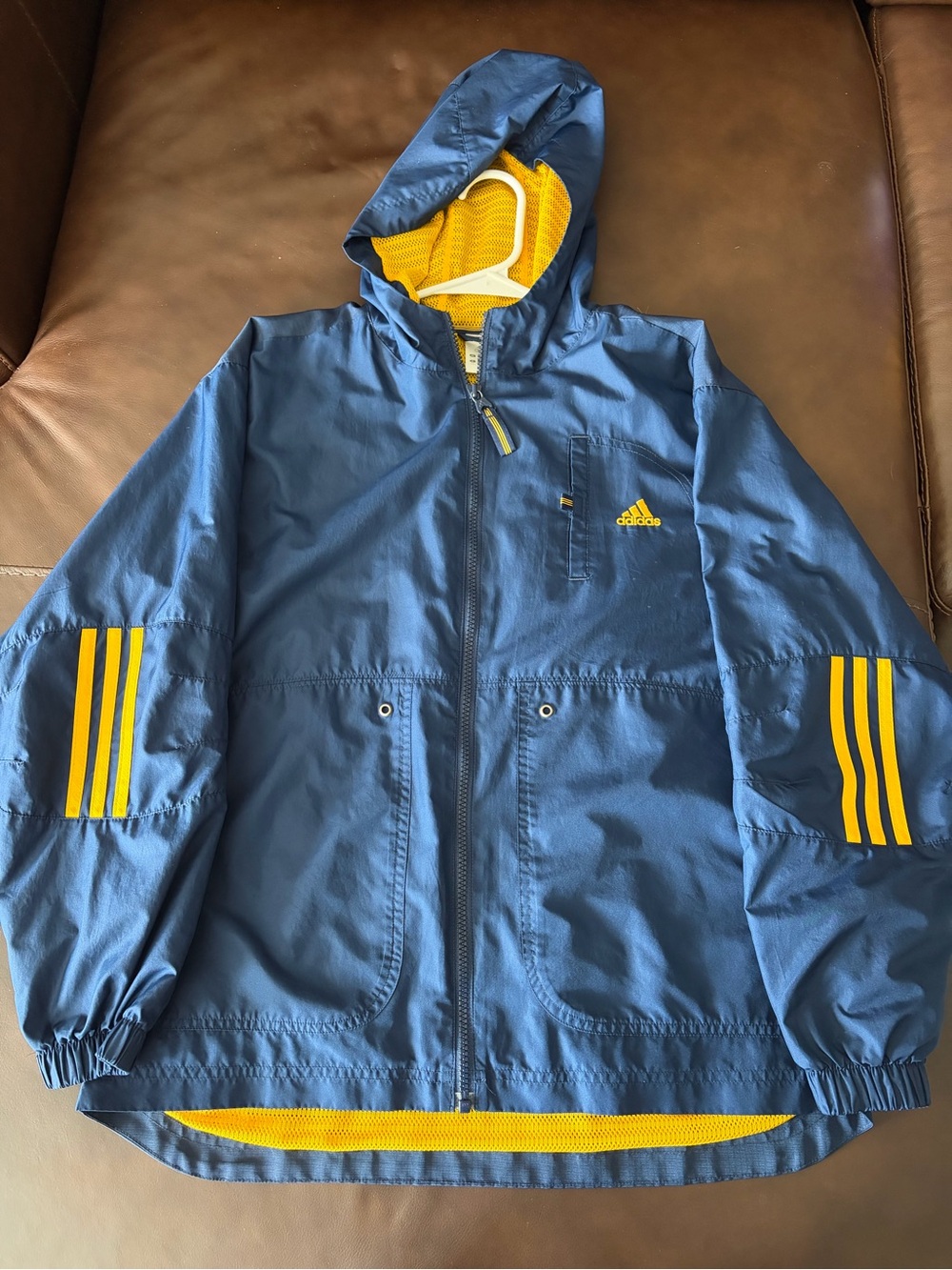 Vintage Youth Adidas Y2K blue & yellow windbreaker jacket 💙💛